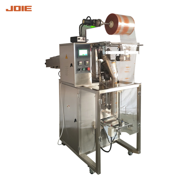 Automatic filling and sealing machine (4)